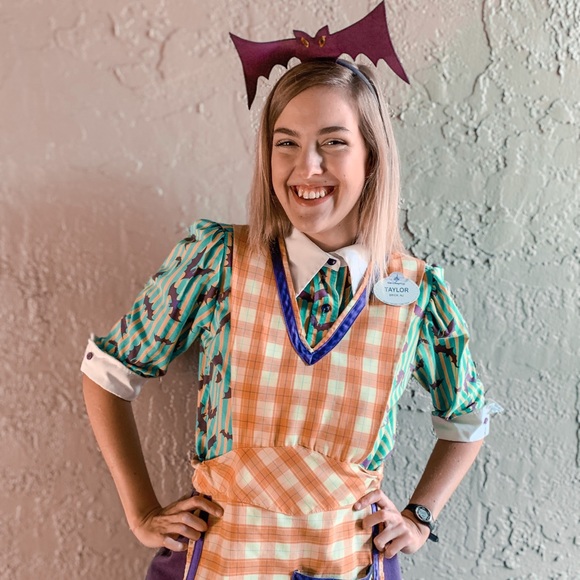 Hi! I’m Taylor🤍 - Picture 5 of 6